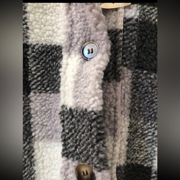 NWT EASEL SHACKET JACKET PLAID GRAY M/L - Picture 4 of 8